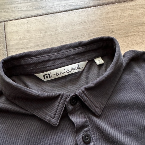 Travis Mathew’s Golf Shirt Men’s Medium - Picture 3 of 4